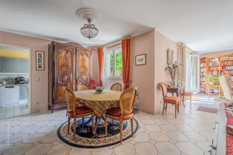 Maison - 169 m² - 6 pièces
