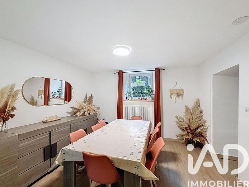 Maison - 193 m² - 6 pièces