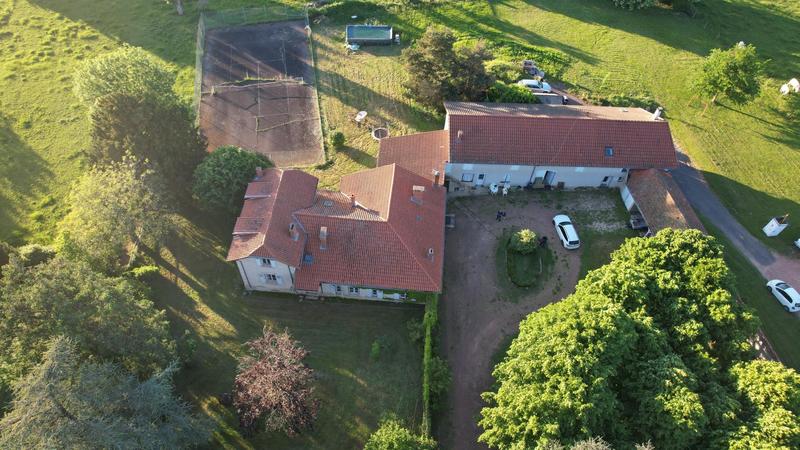 Maison - 450 m² - 10 pièces