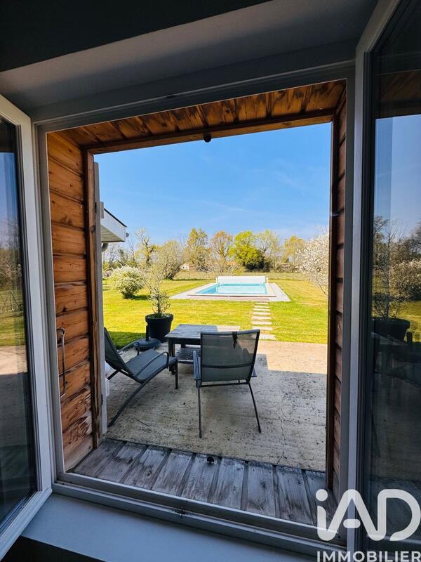 Maison - 137 m² - 5 pièces