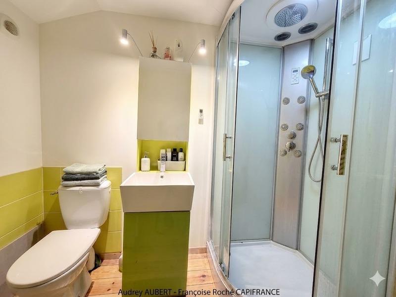 Maison - 151 m² - 8 pièces