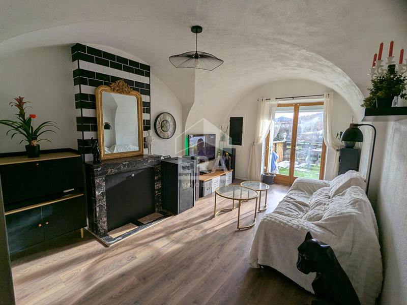 Maison - 95 m² - 5 pièces