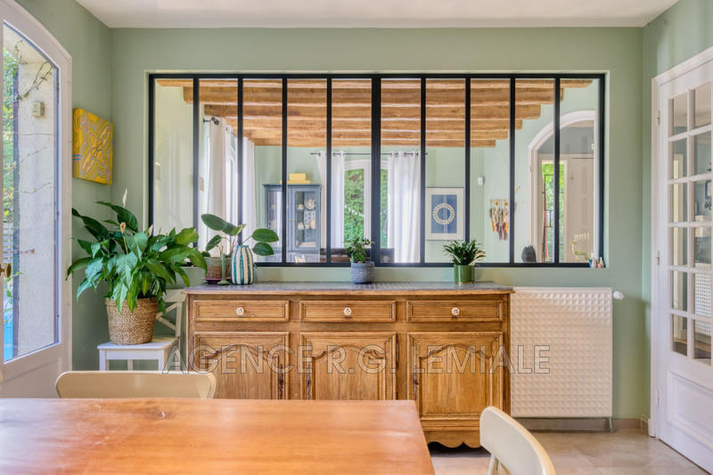 Maison - 226 m² - 8 pièces