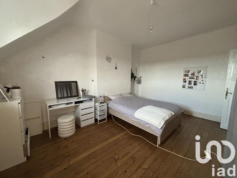 Maison - 225 m² - 7 pièces