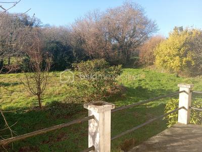 Maison traditionnelle - 97 m² - 6 pièces