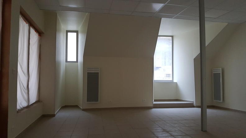 Local commercial - 42 m² - 2 pièces