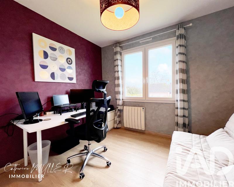 Maison - 80 m² - 5 pièces