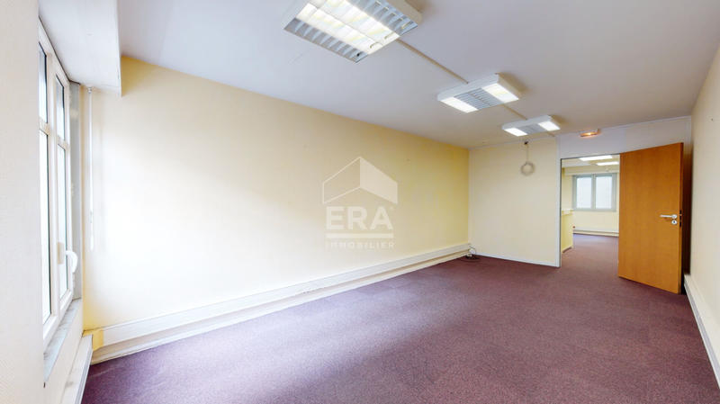 Bureau - 208 m² - 5 pièces