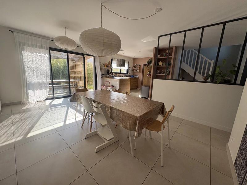 Maison - 112 m² - 7 pièces