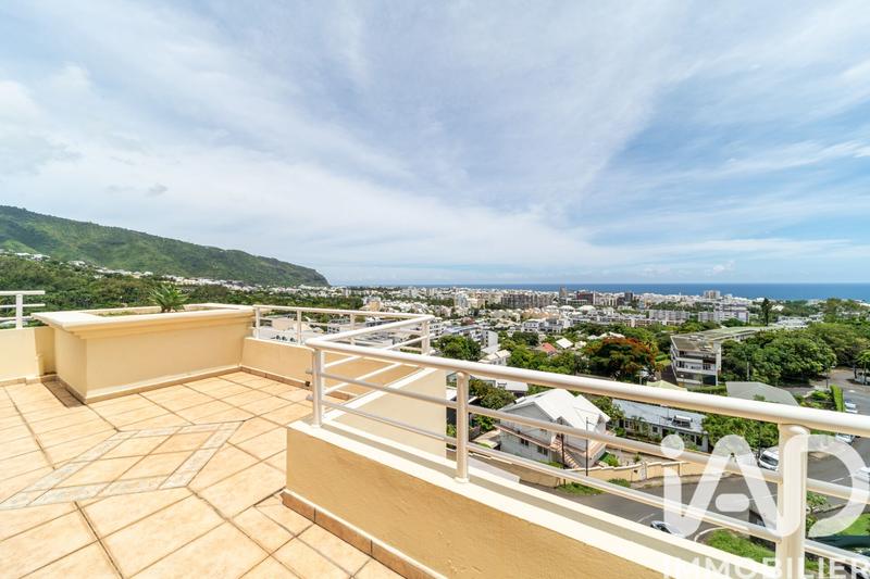 Duplex - 197 m² - 5 pièces