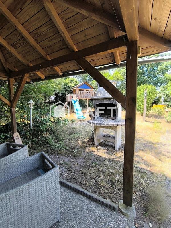 Maison - 195 m² - 8 pièces