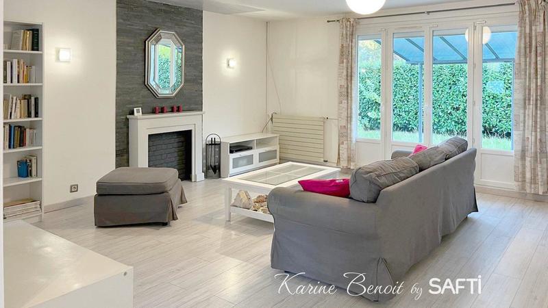 Maison - 99 m² - 5 pièces