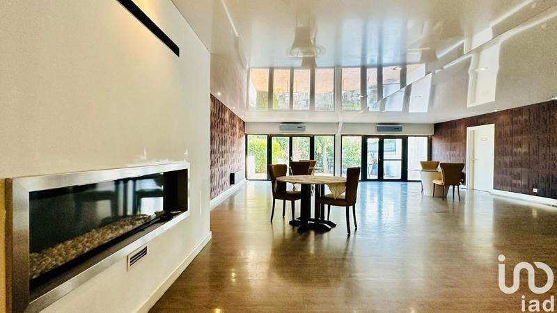 Local commercial - 464 m²