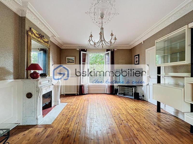 Maison de maîtres - 132 m² - 6 pièces