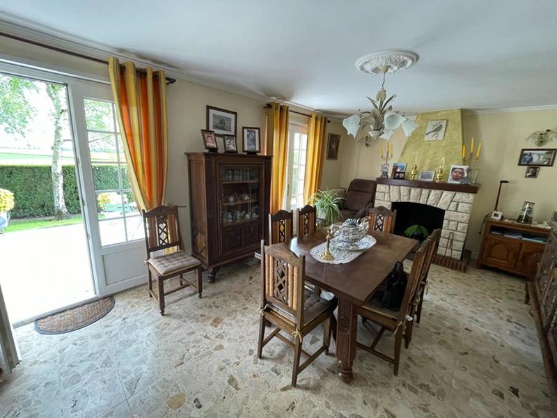 Maison - 141 m² - 7 pièces
