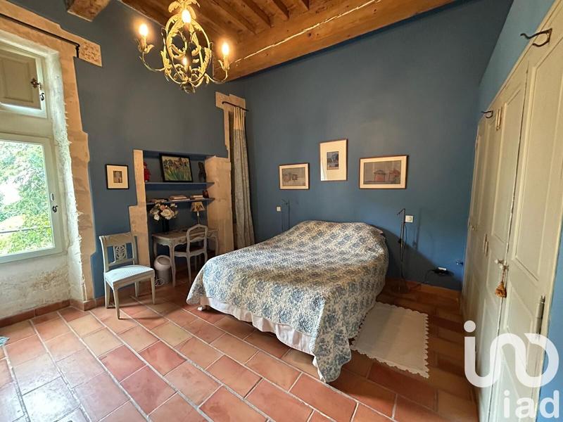 Maison de ville - 447 m² - 11 pièces