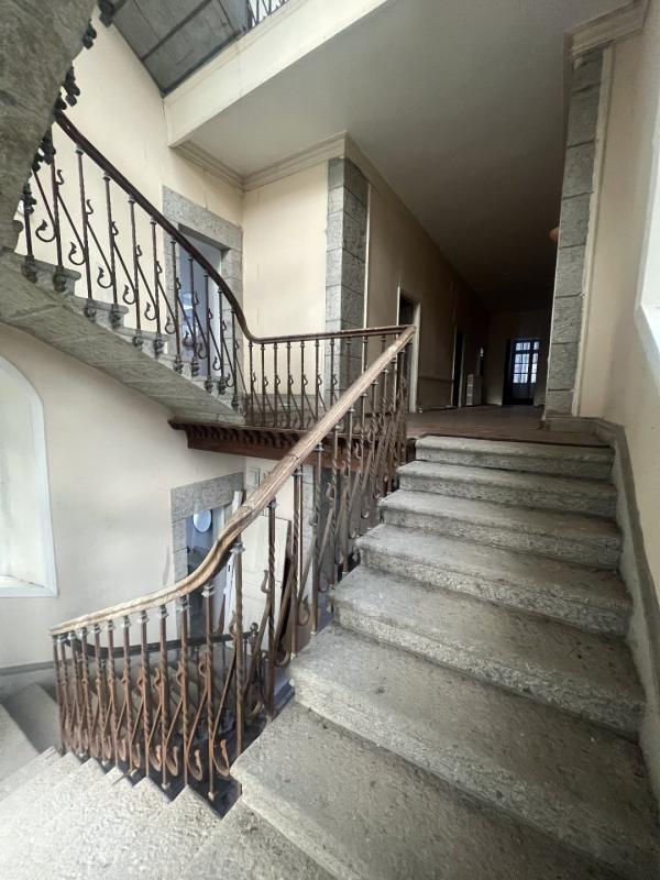 Château - 550 m² - 16 pièces