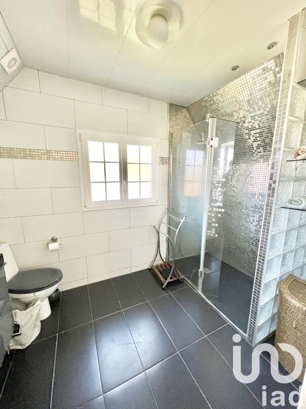 Maison de maîtres - 250 m² - 9 pièces