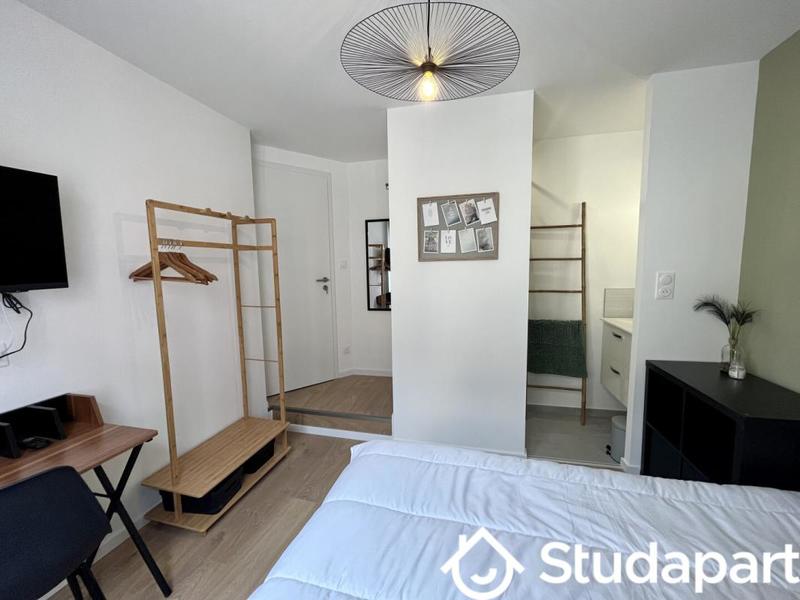 Chambre - 10 m² - 1 pièce