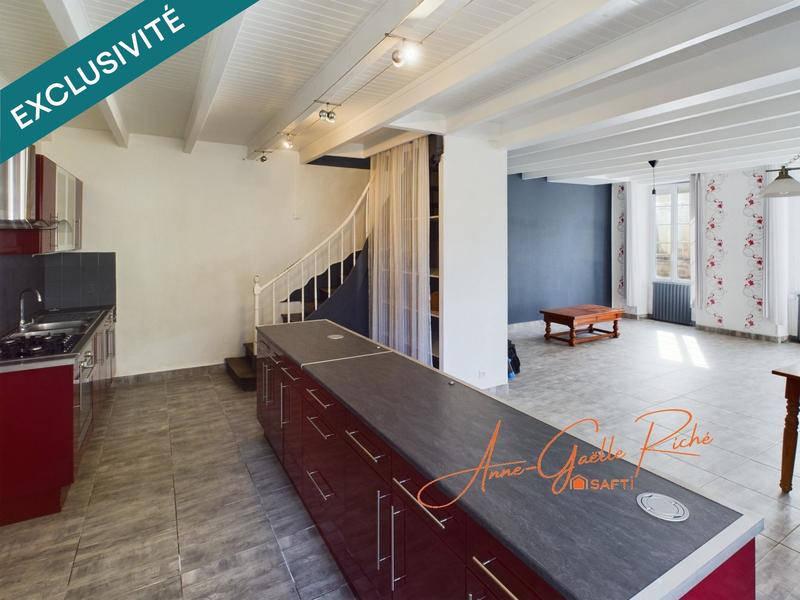 Maison - 246 m² - 8 pièces