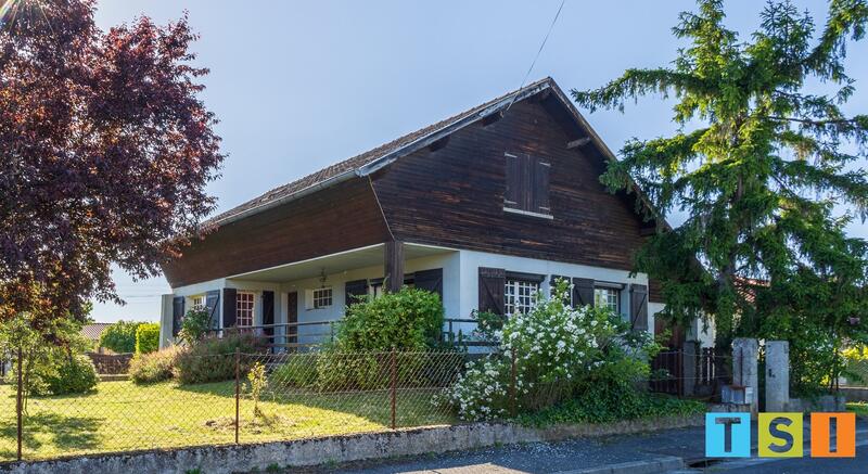 Maison - 140 m² - 6 pièces