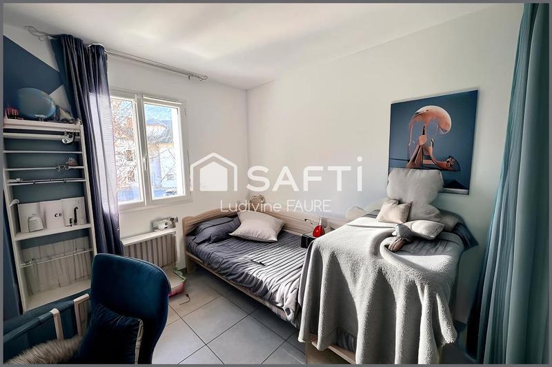 Maison - 95 m² - 5 pièces