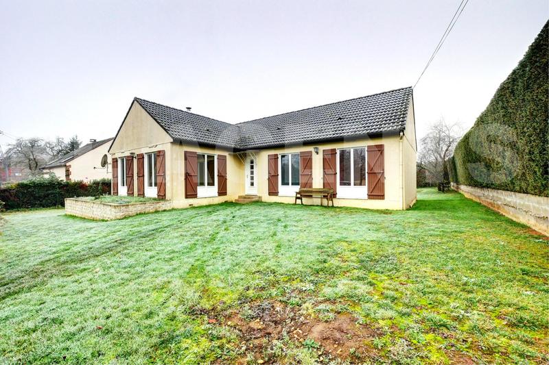 Maison traditionnelle - 103 m² - 6 pièces