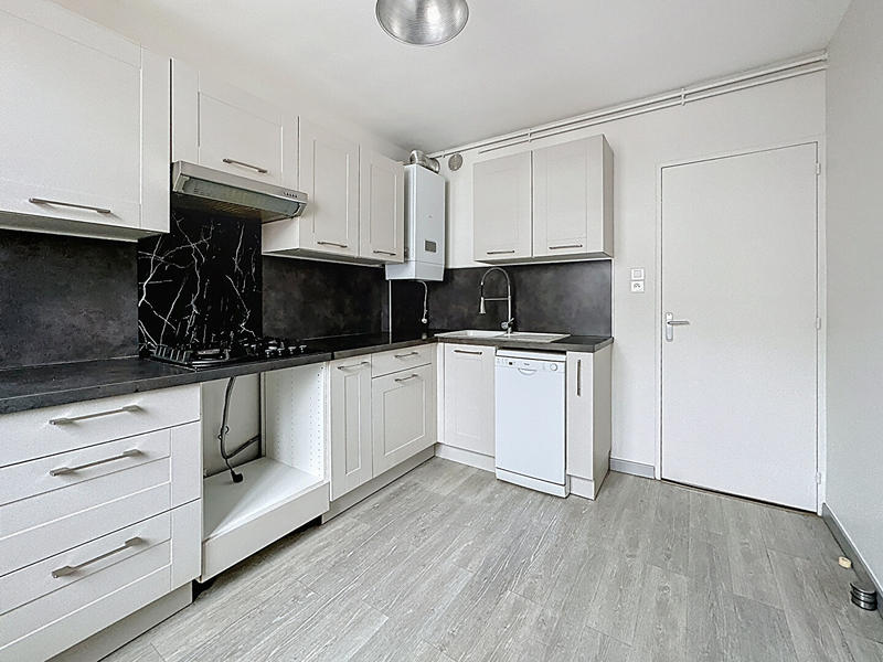 Appartement - 81 m² - 4 pièces