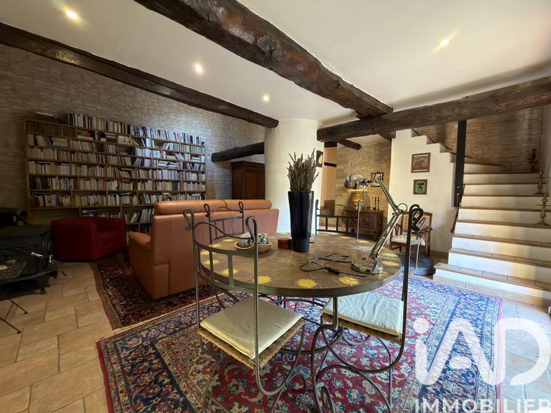 Maison - 180 m² - 5 pièces