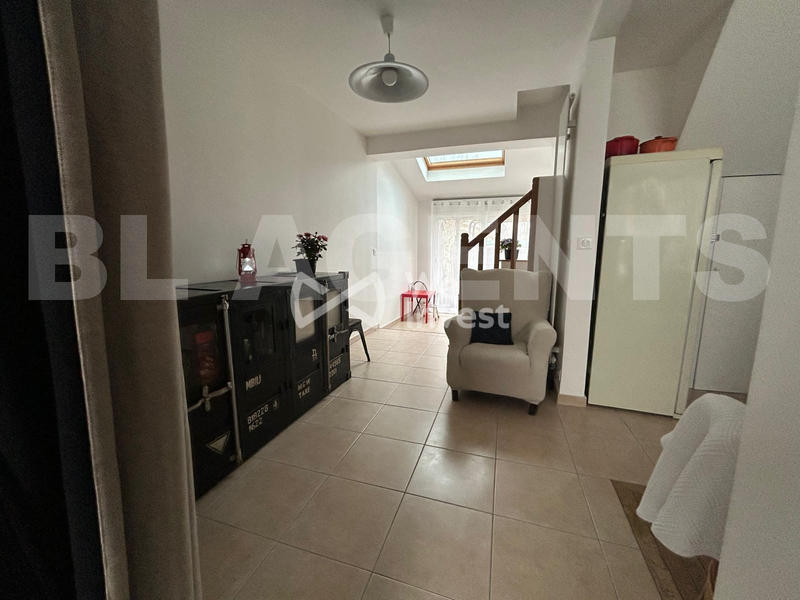 Maison - 84 m² - 6 pièces