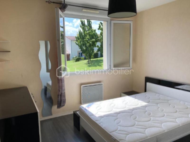 Maison jumelée - 76 m² - 4 pièces