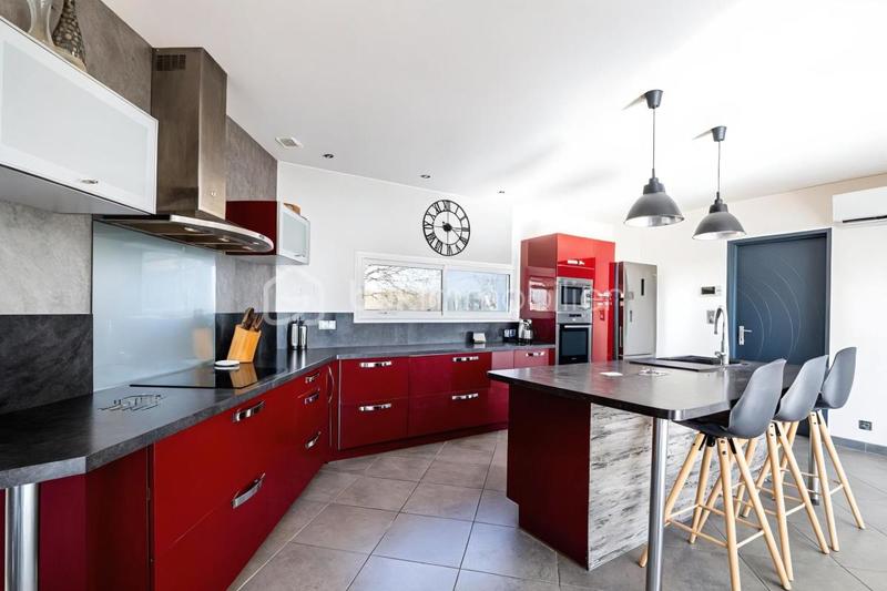 Maison - 147 m² - 4 pièces