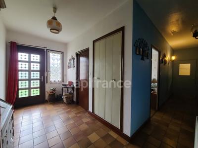 Maison - 180 m² - 7 pièces