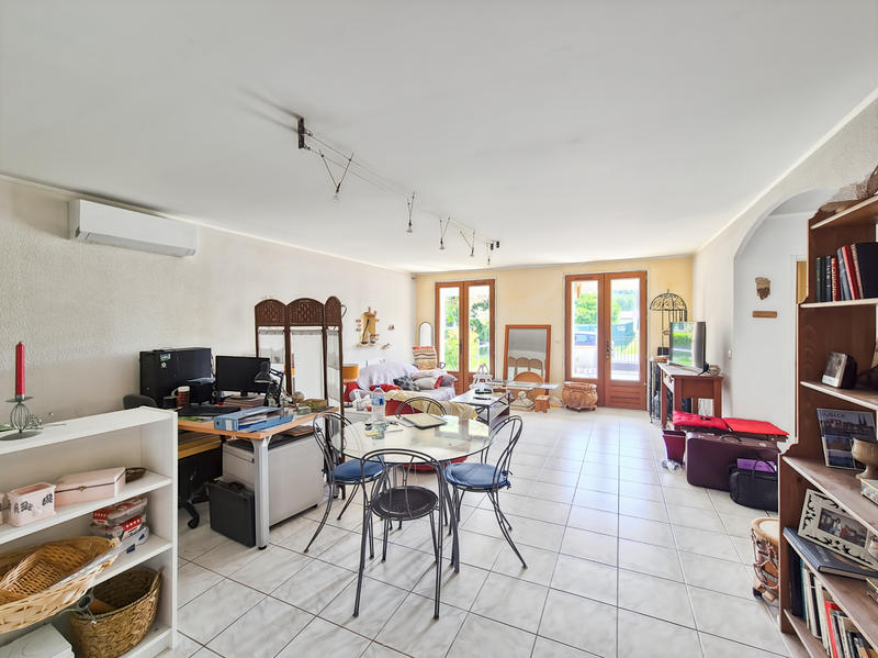 Maison - 95 m² - 4 pièces