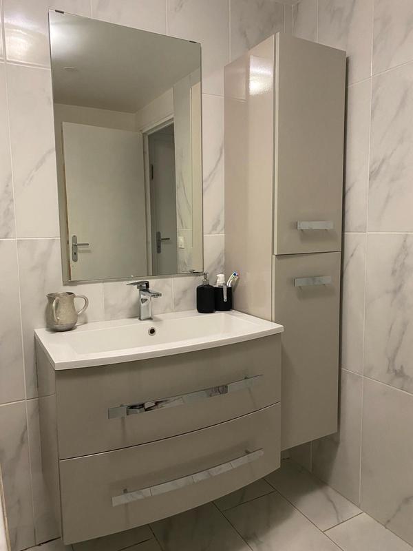 Maison - 196 m² - 9 pièces