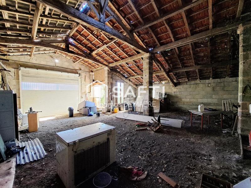 Maison - 204 m² - 8 pièces