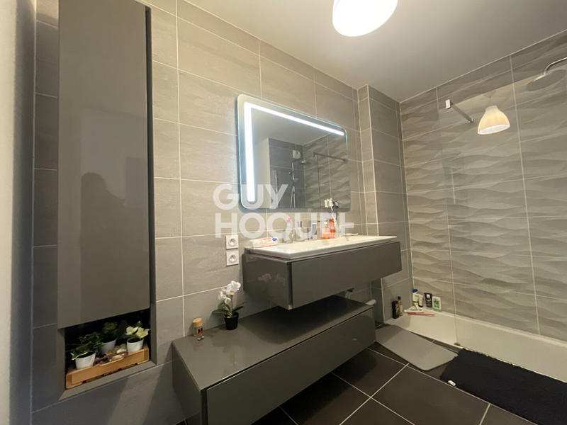 Appartement - 87 m² - 3 pièces