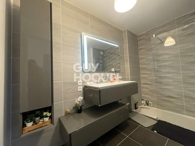 Appartement - 87 m² - 3 pièces