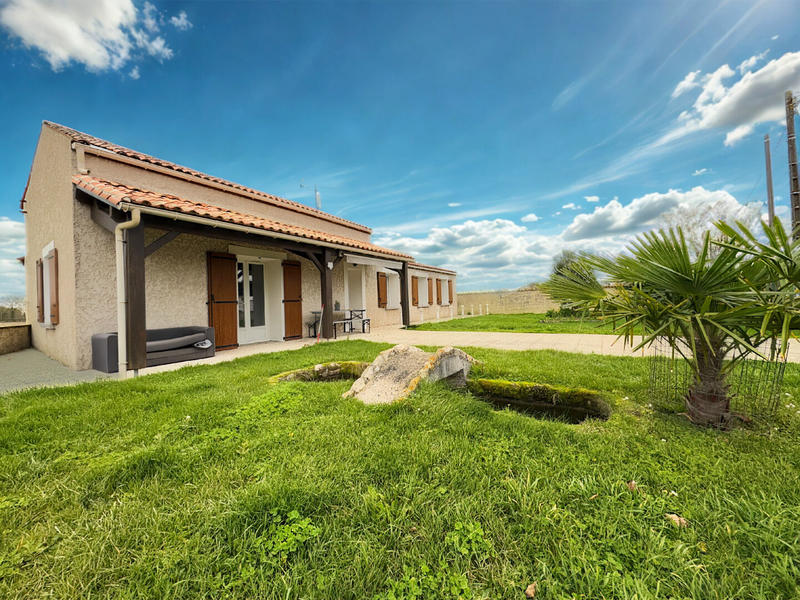 Maison - 100 m² - 4 pièces