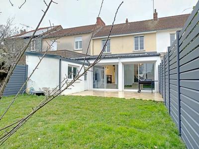 Maison - 146 m² - 4 pièces