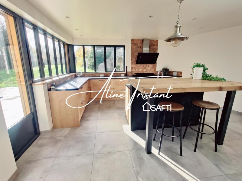 Maison - 161 m² - 6 pièces