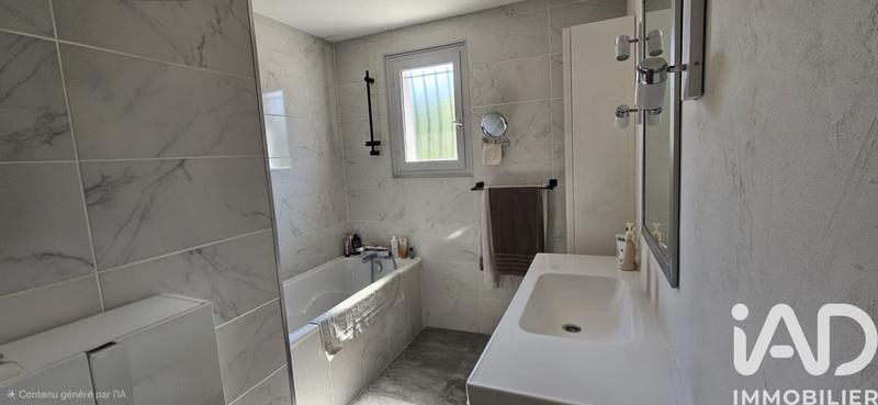 Maison - 122 m² - 6 pièces