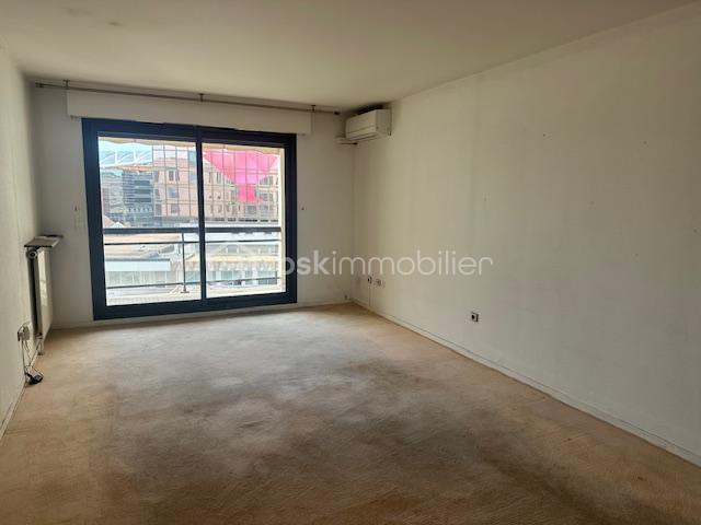Appartement - 79 m² - 3 pièces