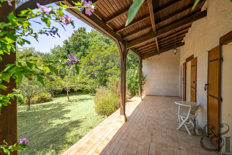 Maison - 190 m² - 10 pièces