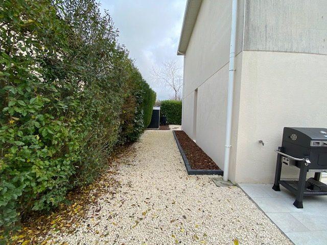 Villa - 80 m² - 4 pièces