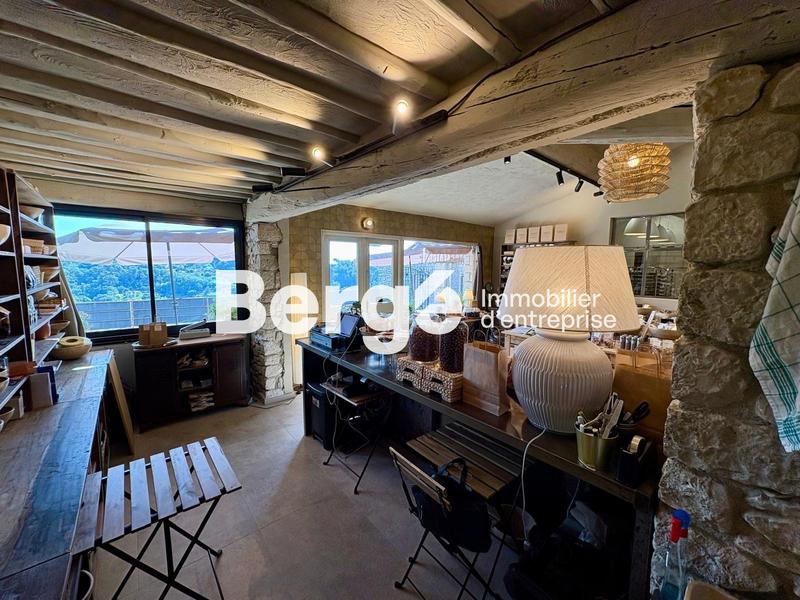 Local commercial - 180 m²