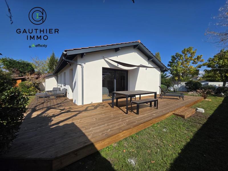 Maison - 105 m² - 4 pièces