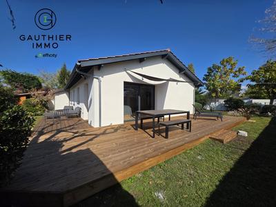 Maison - 105 m² - 4 pièces