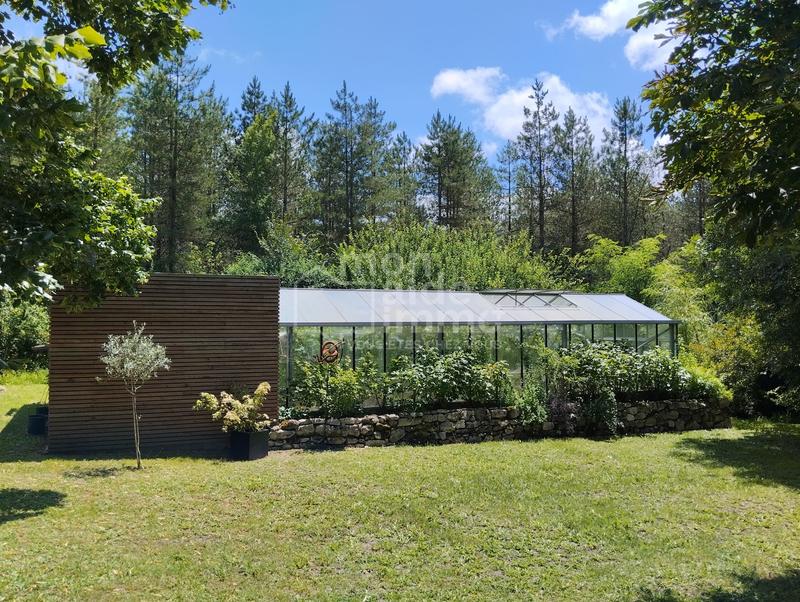 Maison ancienne - 280 m² - 8 pièces