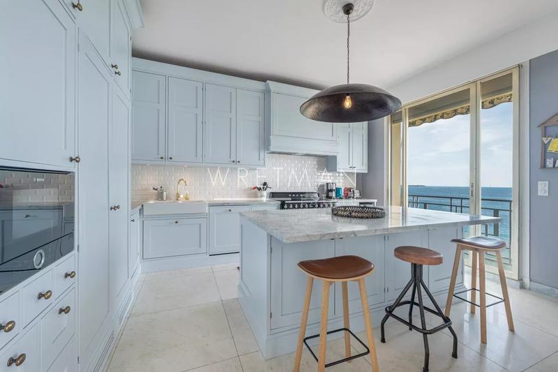 Appartement - 185 m² - 7 pièces